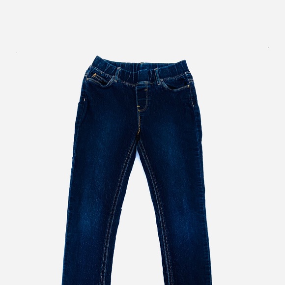 Navy blue jeans with pink top! - Picture 2 of 3